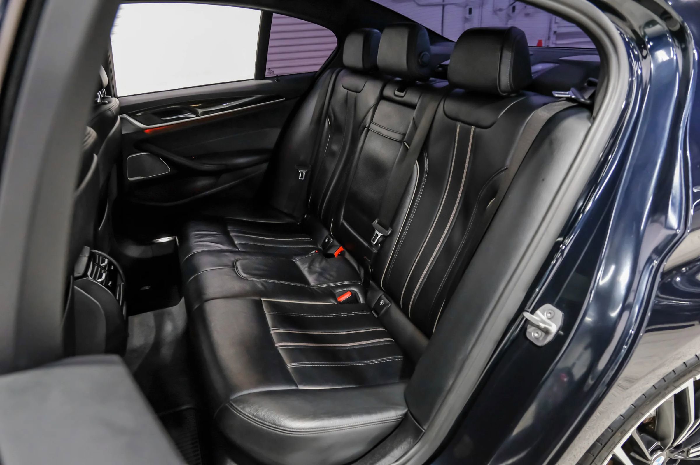 Used 2022 BMW 540i w/ M Sport Package RWD image 15