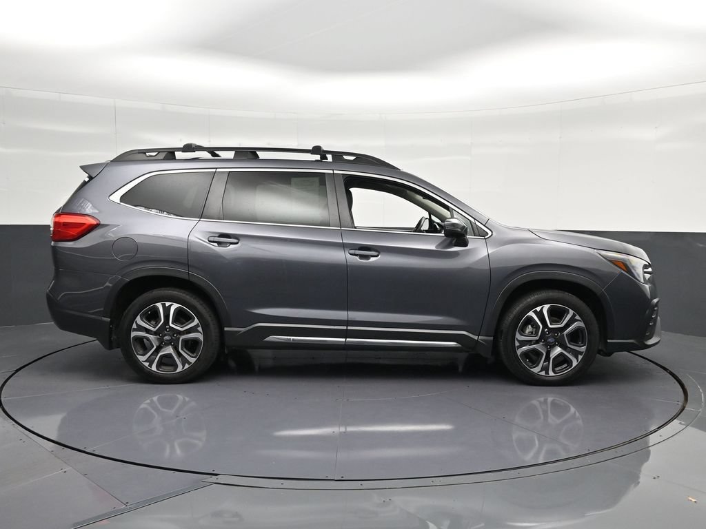 Used 2023 Subaru Ascent Limited AWD/4WD image 4