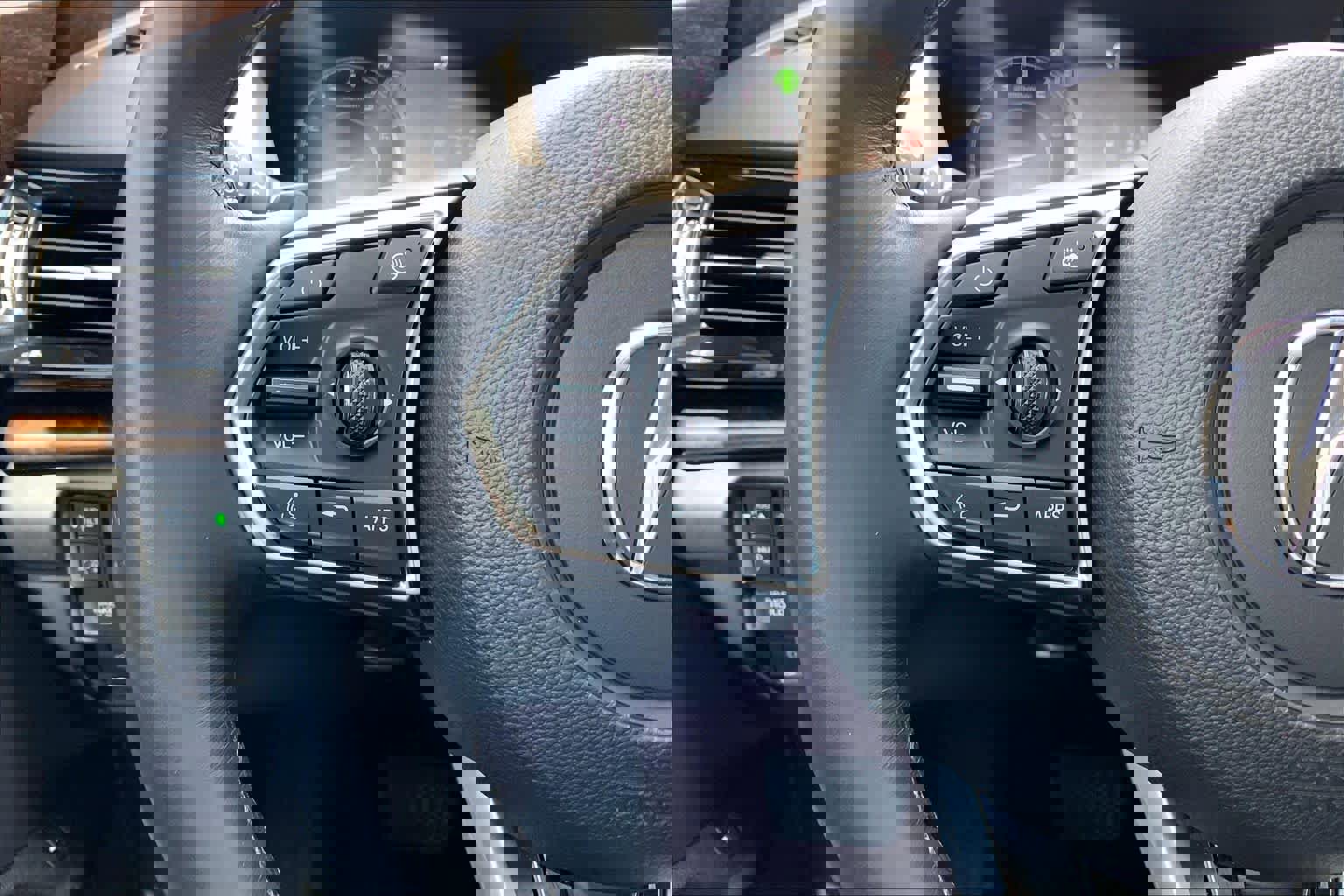 Used 2023 Acura RDX AWD w/ Advance Package image 23