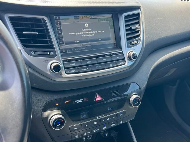 Used 2018 Hyundai Tucson SEL Plus w/ Cargo Package AWD/4WD image 18