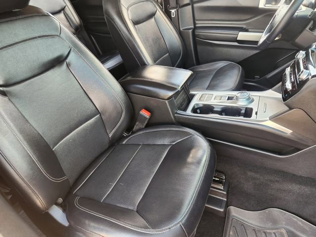 Used 2021 Ford Explorer Limited w/ Equipment Group 301A RWD image 10
