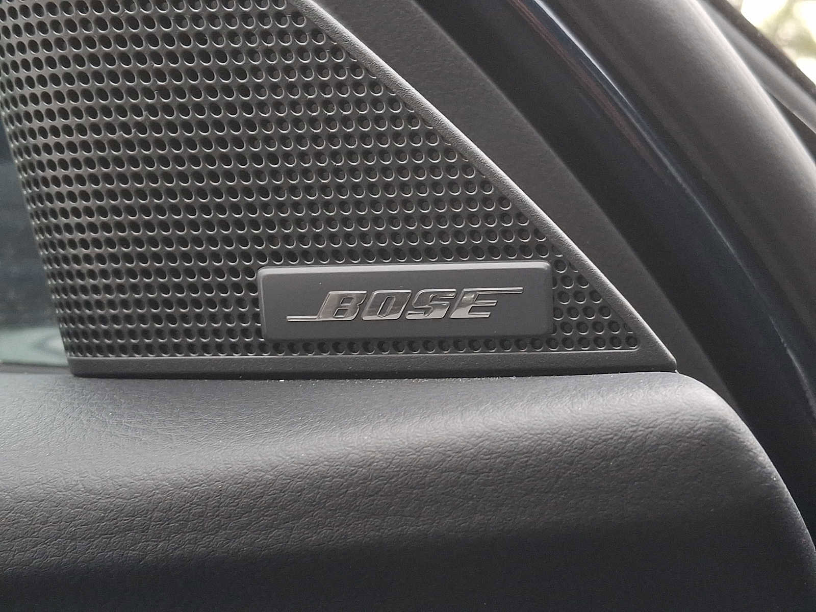 Used 2024 MAZDA CX-90 3.3 Turbo S w/ Premium Package image 25