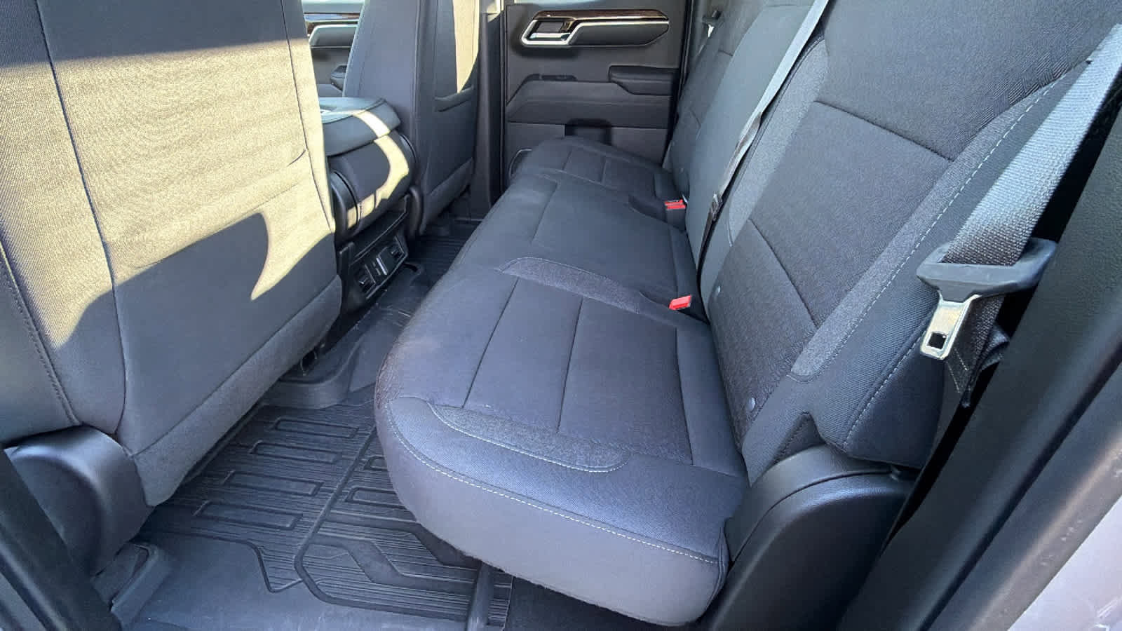 Used 2024 GMC Sierra 1500 Elevation w/ LPO, Elevation Black Package image 24