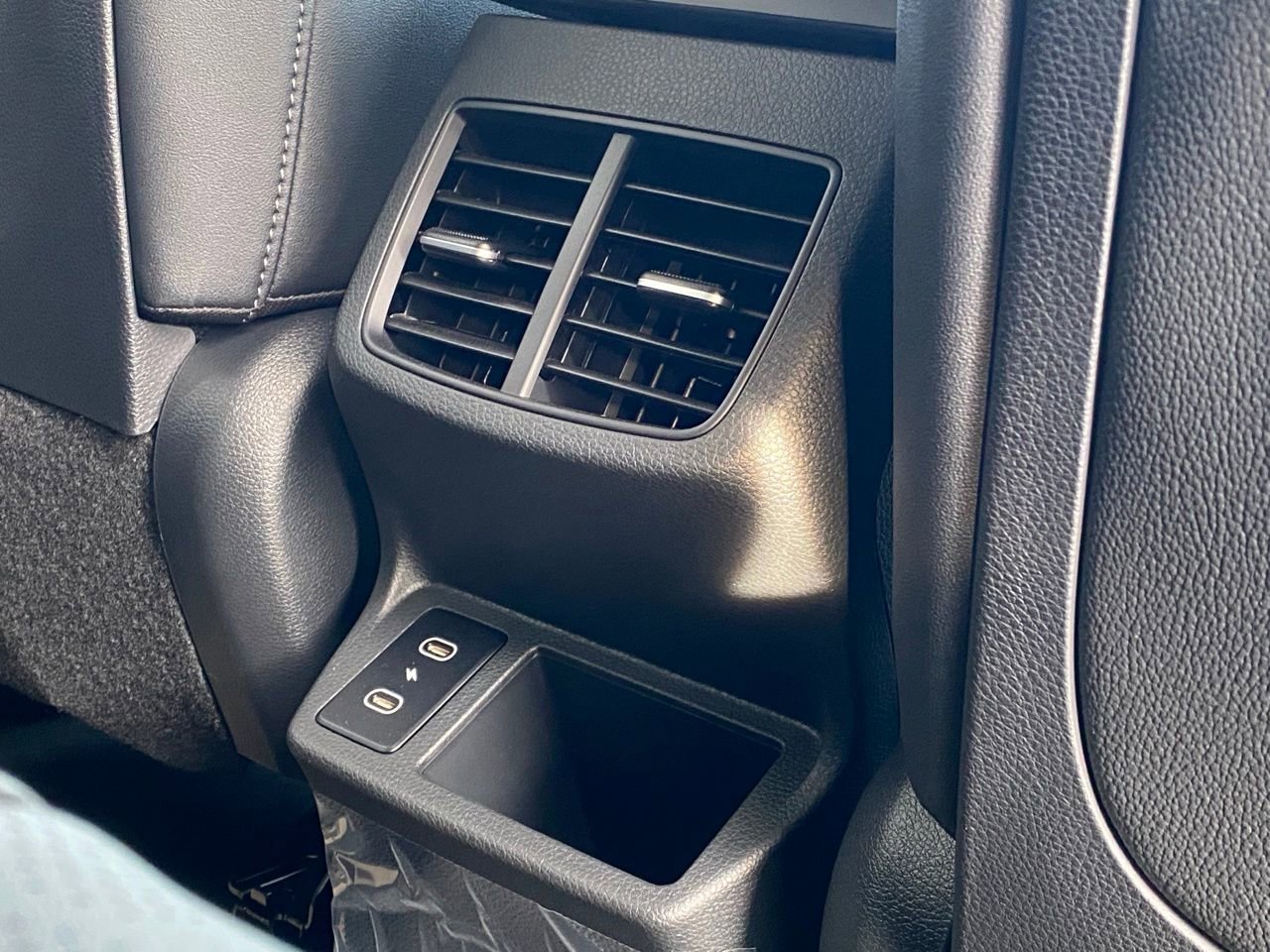 New 2026 Kia Seltos EX image 23