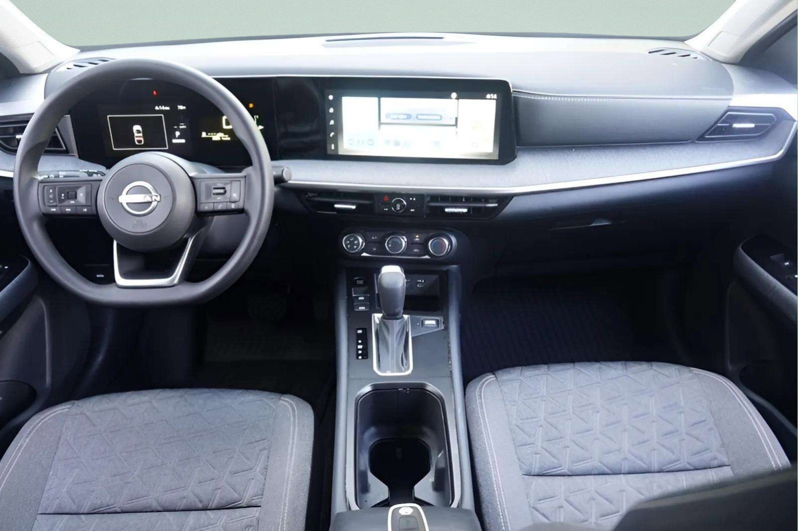 Used 2025 Nissan Kicks SV image 47