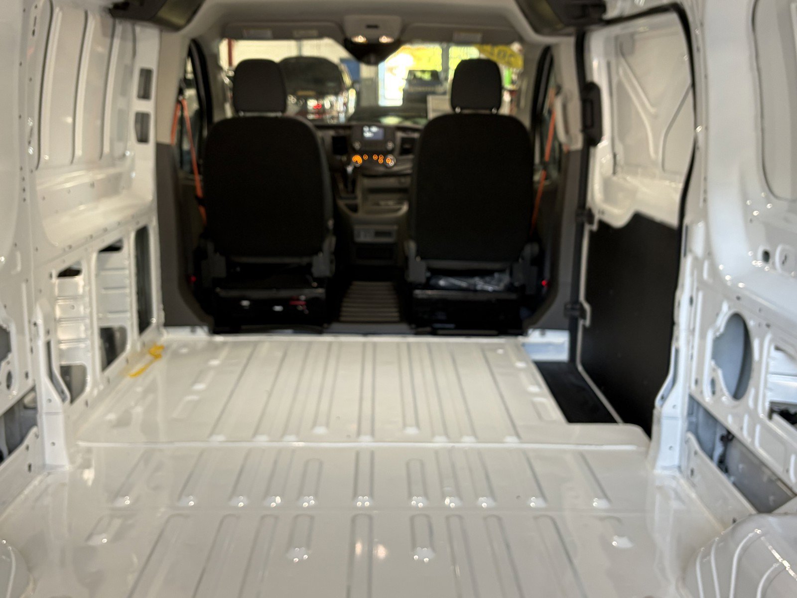 Used 2025 Ford Transit 250 Low Roof AWD image 27