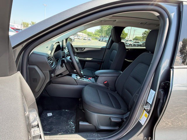 New 2025 Ford Escape Active w/ Cold Weather Package AWD/4WD image 13