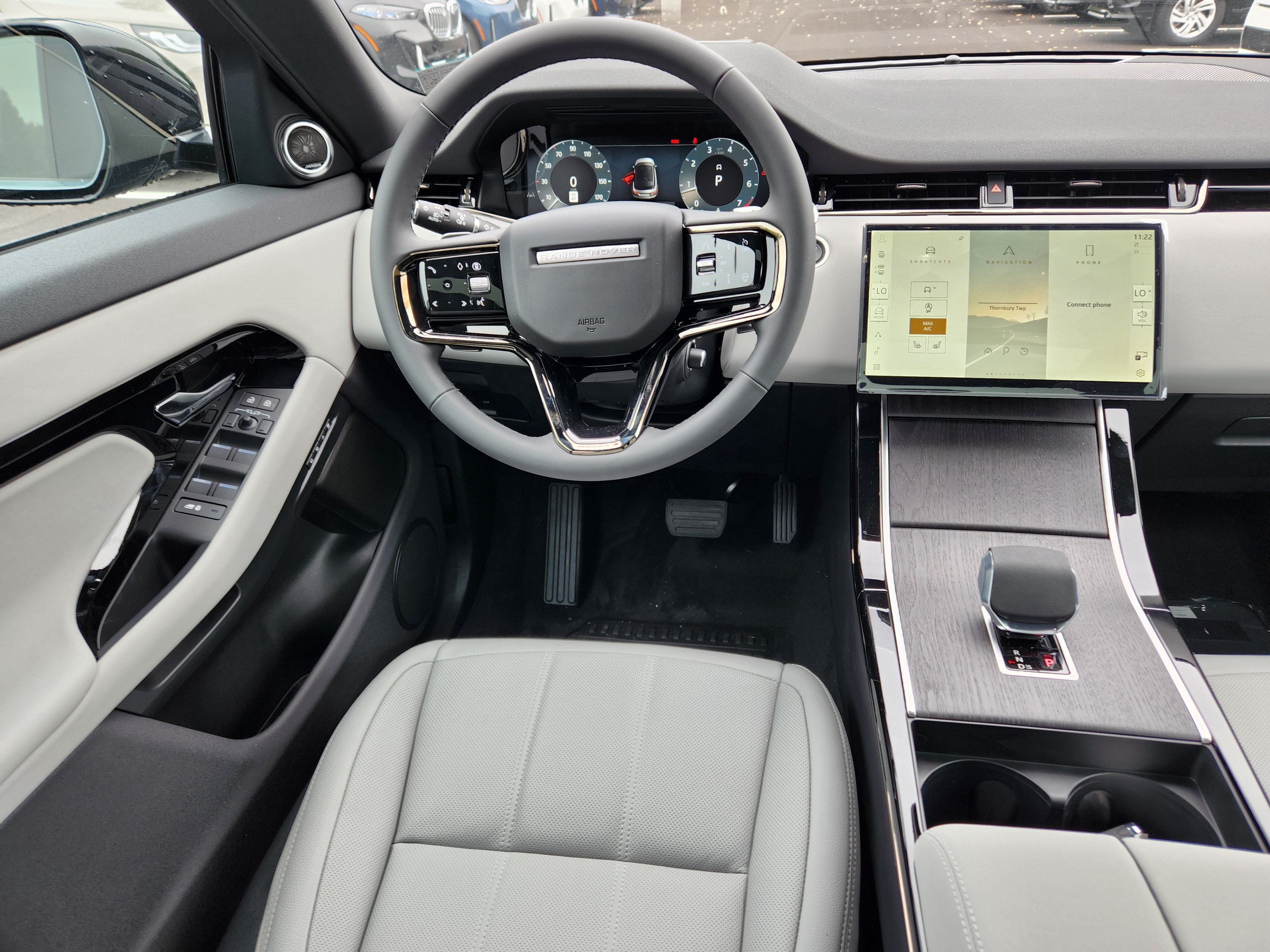 New 2026 Land Rover Range Rover Evoque S AWD/4WD image 14