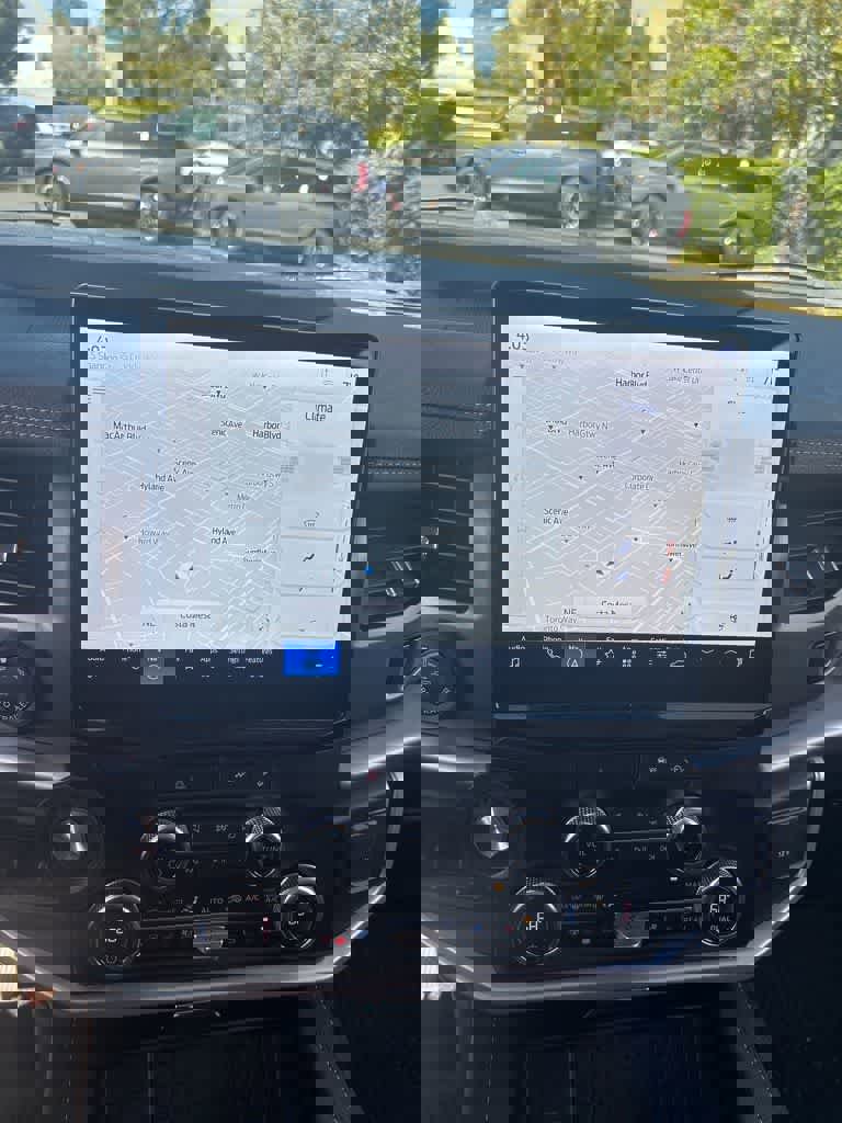 Used 2023 Ford Expedition XLT AWD/4WD image 11