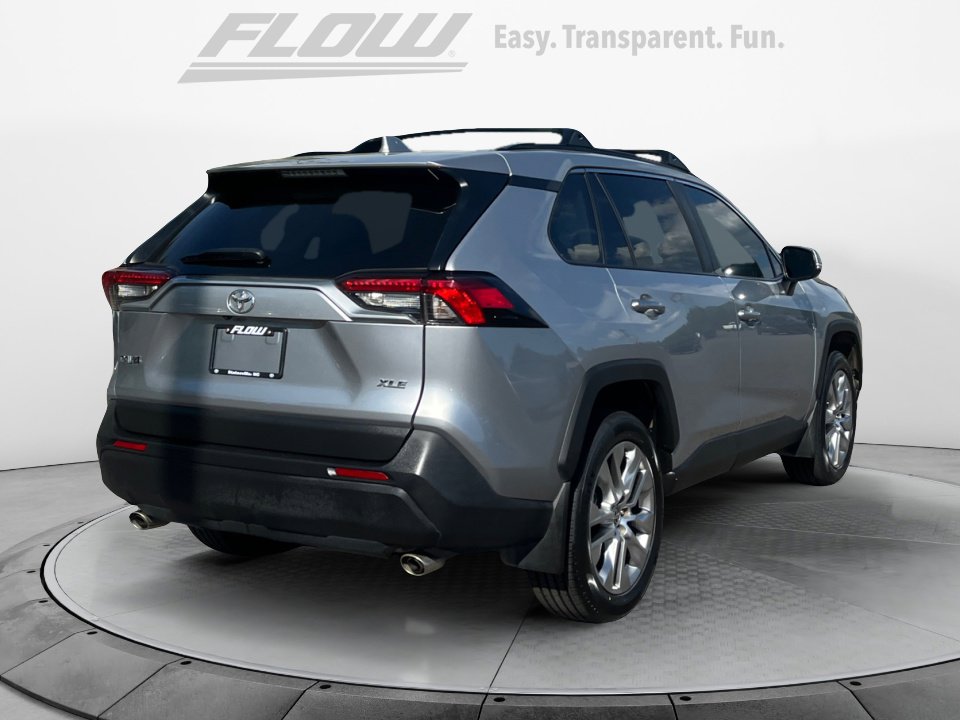 Used 2024 Toyota RAV4 XLE Premium FWD image 9