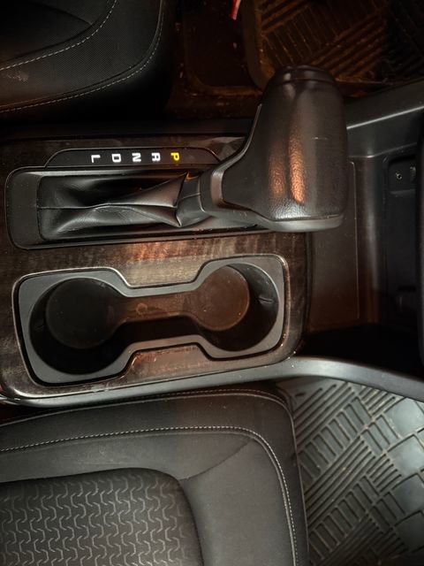 Used 2017 GMC Canyon SLE w/ SLE Convenience Package image 15