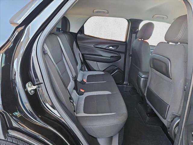 Used 2025 Chevrolet TrailBlazer LT FWD image 18