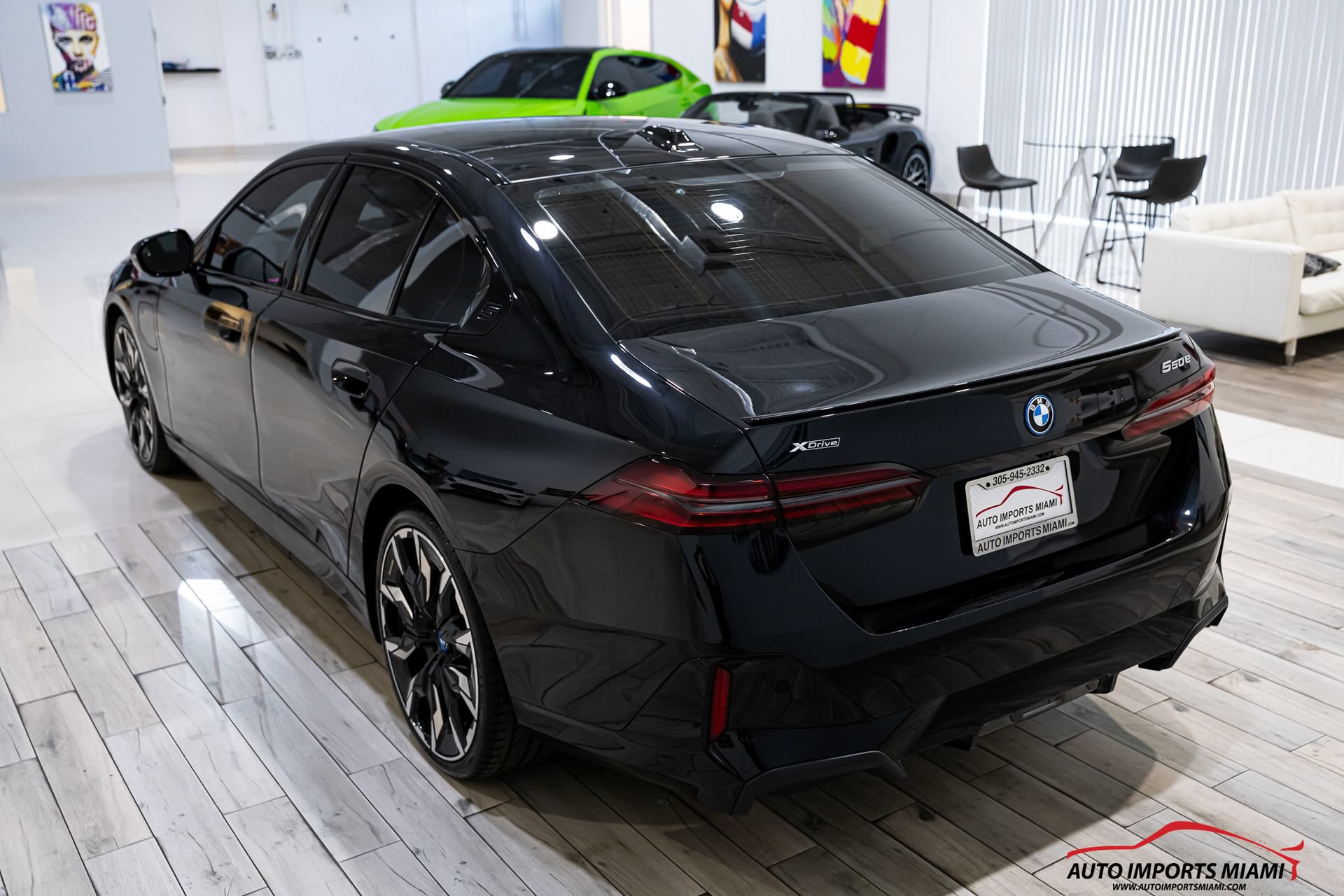 Used 2025 BMW 550e xDrive w/ Executive Package AWD/4WD image 15