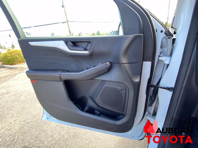 Used 2022 Ford Escape SE FWD image 28
