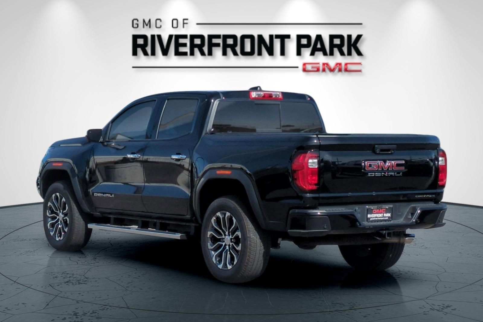 Used 2023 GMC Canyon Denali AWD/4WD image 5