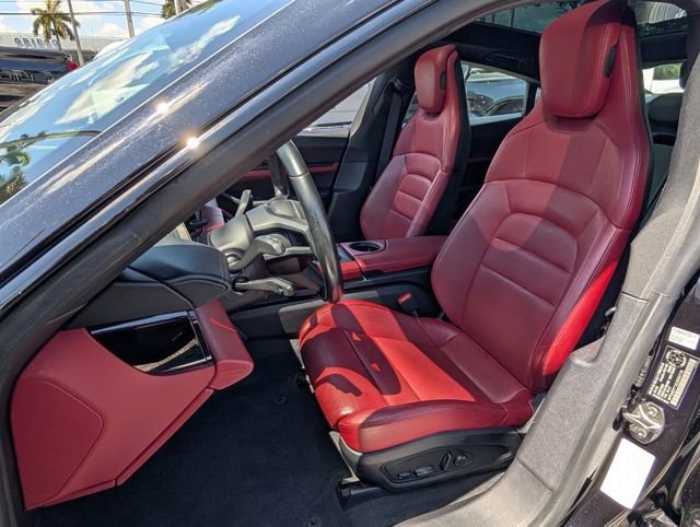 Used 2020 Porsche Taycan 4S w/ Premium Package image 8