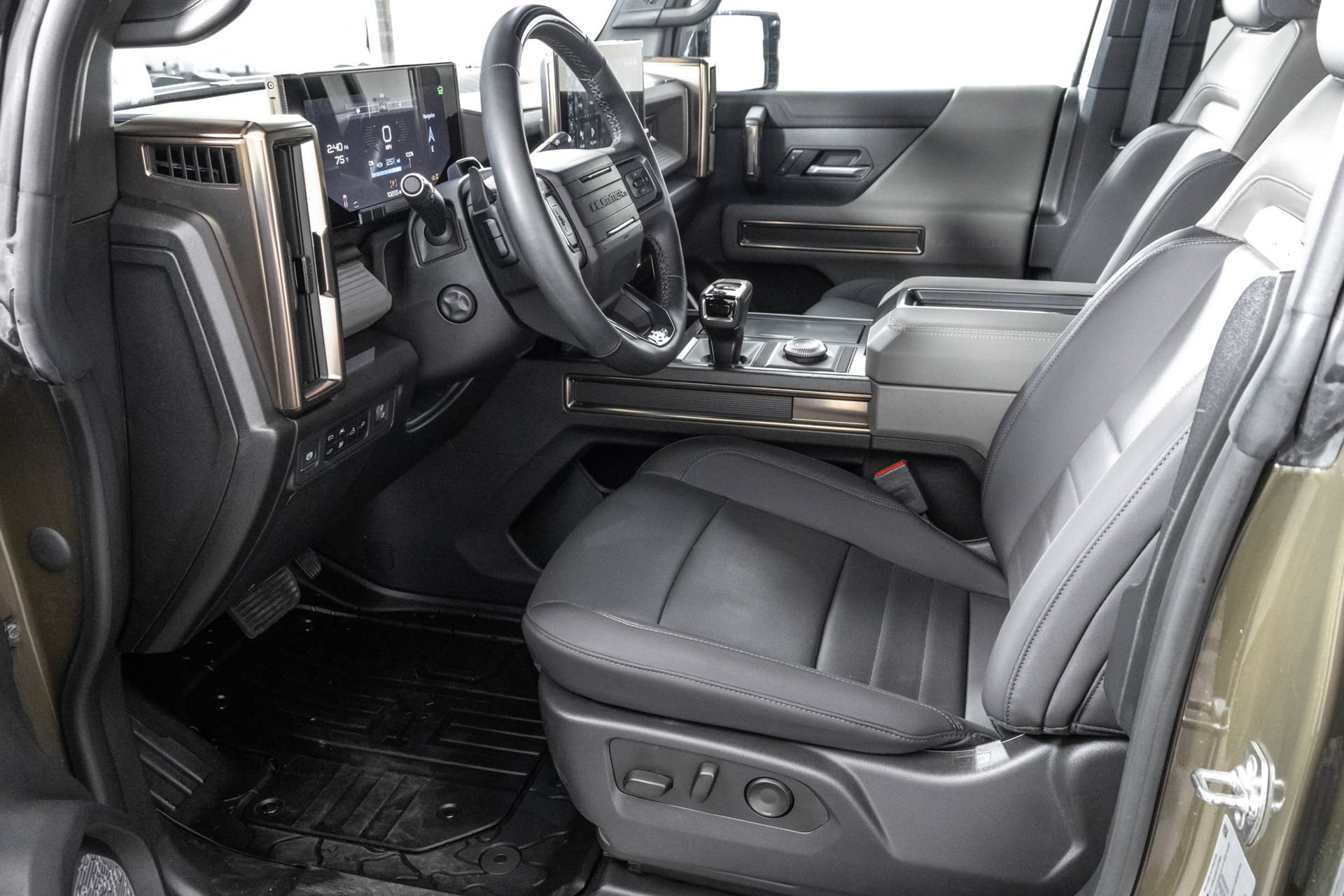 Used 2025 GMC Hummer EV 2X AWD/4WD image 7