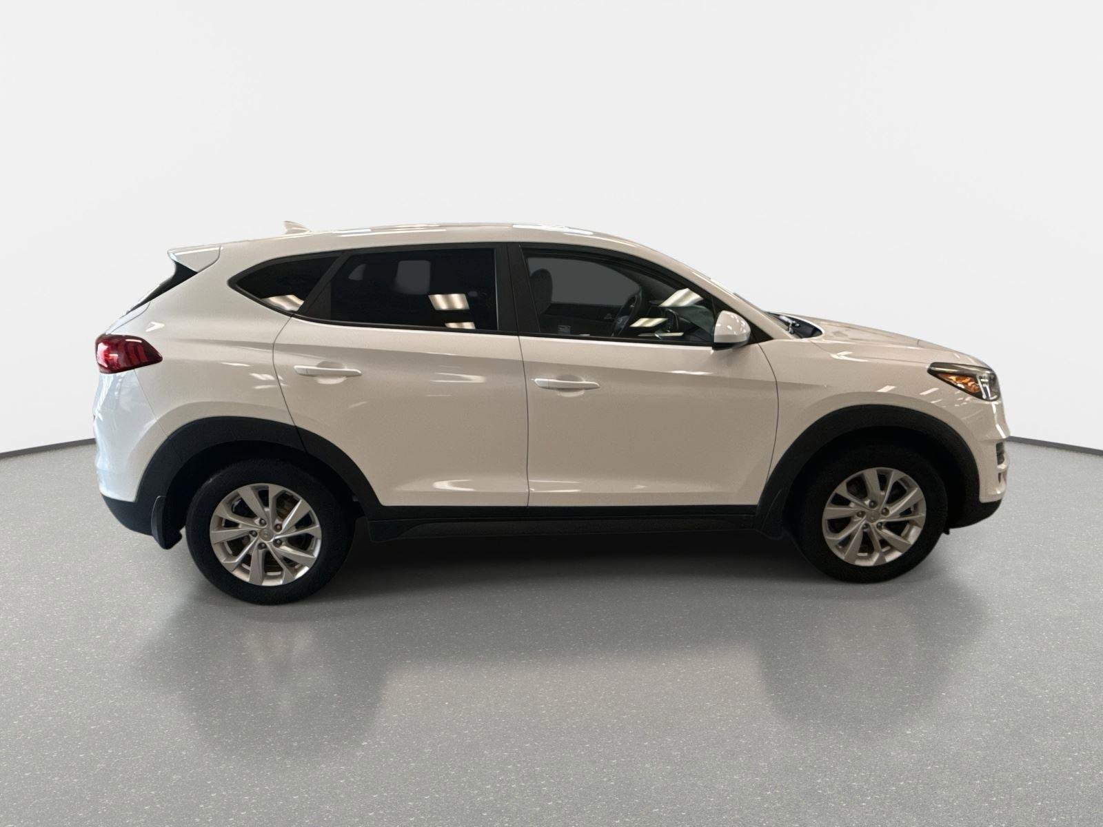 Used 2019 Hyundai Tucson SE image 4