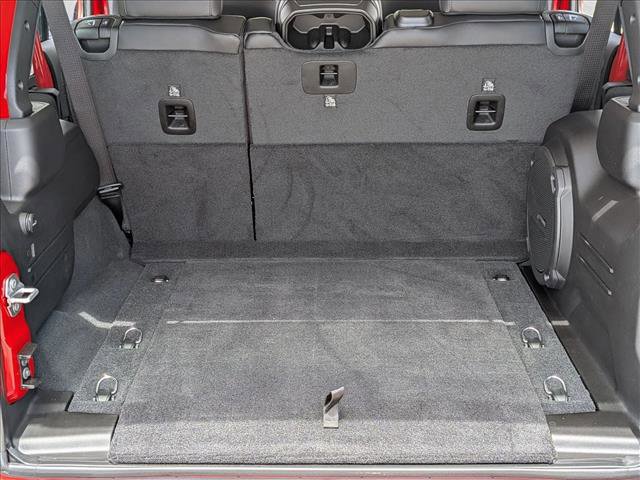 Used 2024 Jeep Wrangler Sahara w/ Technology Group image 6