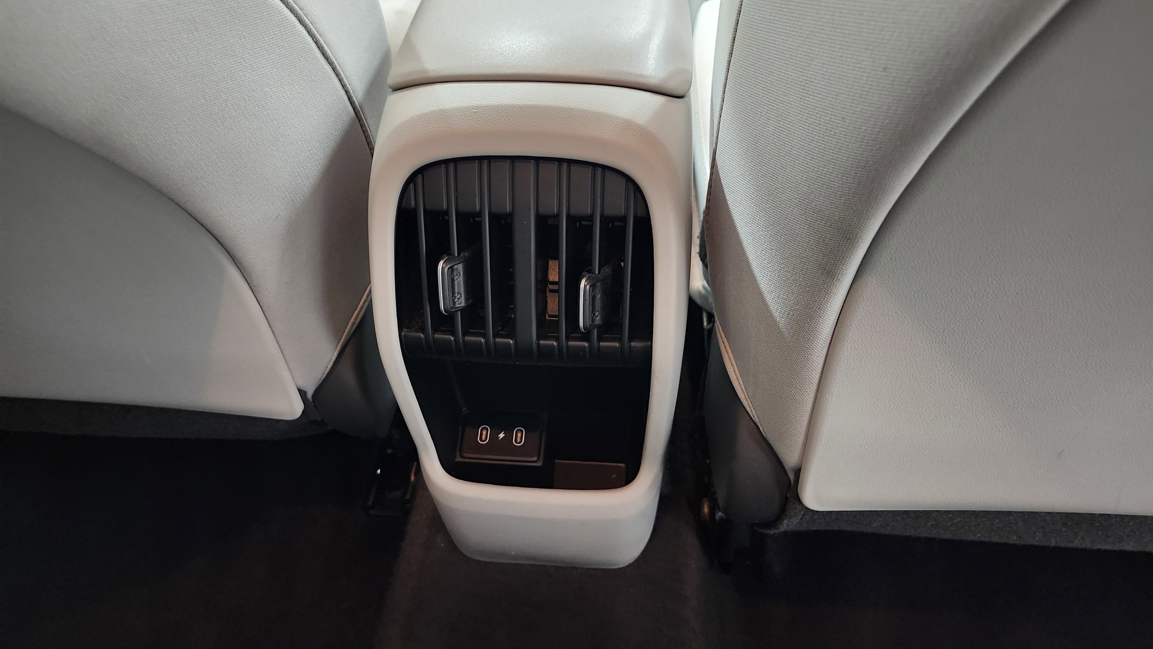 Used 2024 Hyundai Kona SEL image 18