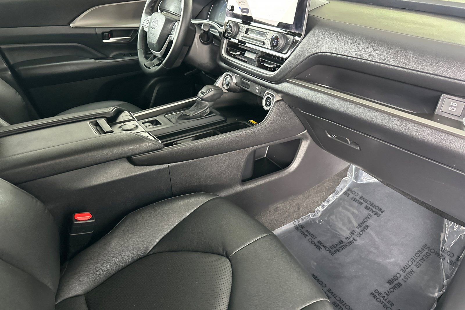 Used 2025 Toyota Grand Highlander FWD image 20