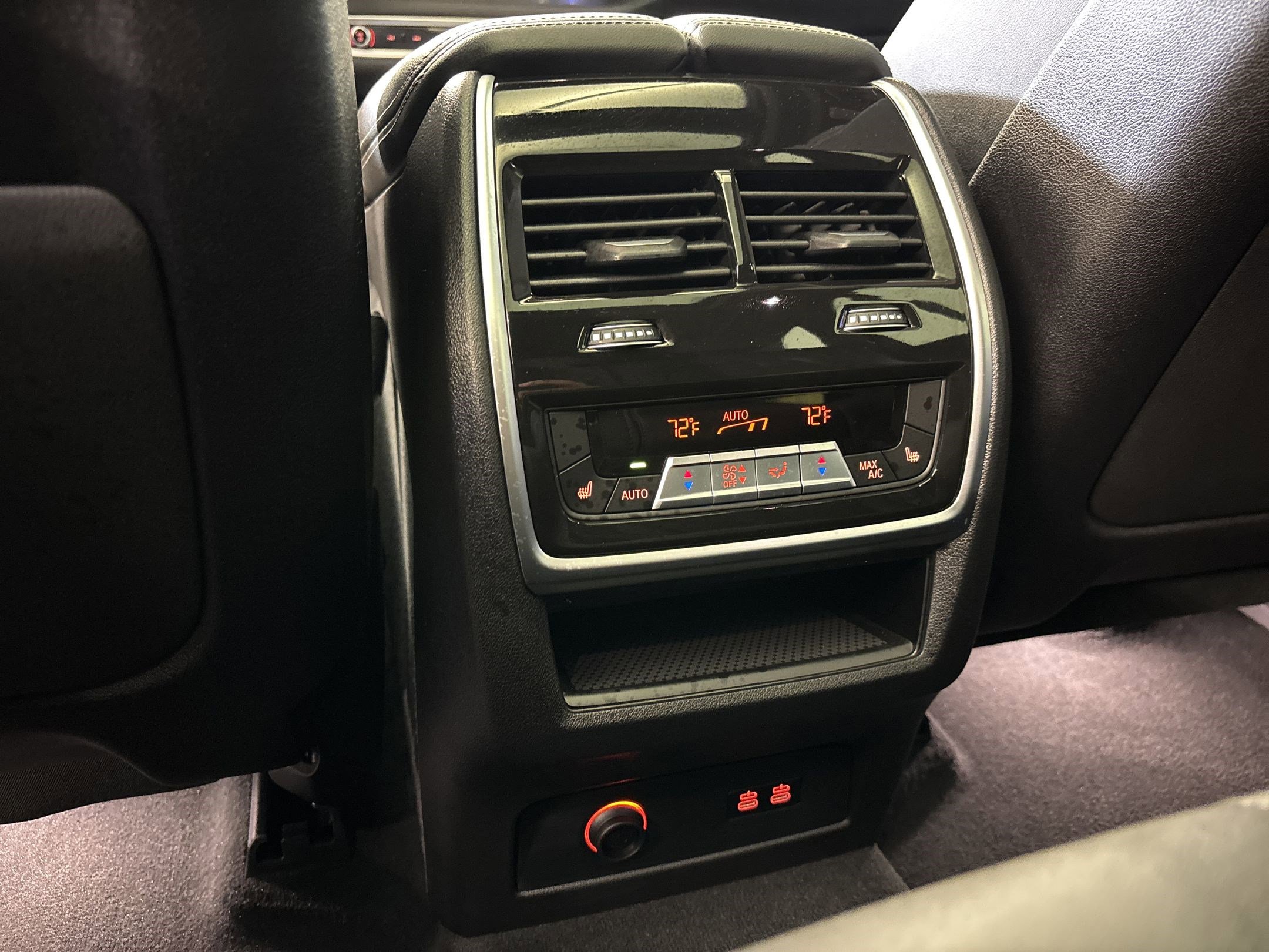 Used 2024 BMW X5 M60i w/ Executive Package image 31