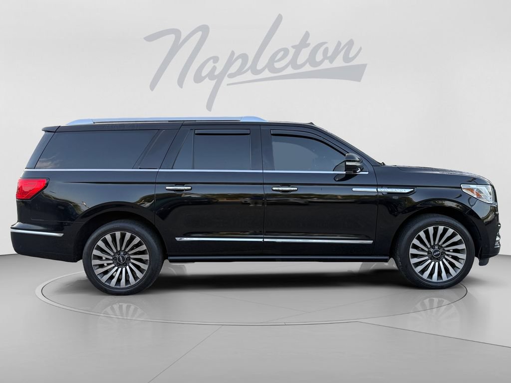 Used 2018 Lincoln Navigator L Reserve w/ Technology Package AWD/4WD image 9