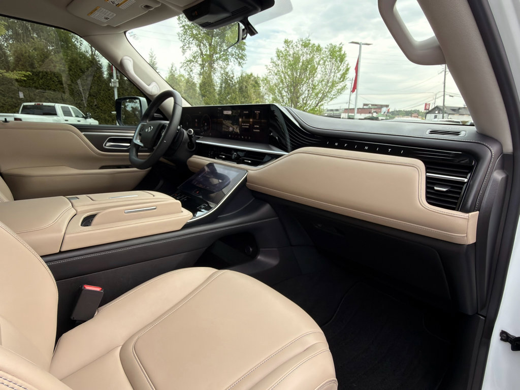 Used 2025 INFINITI QX80 Pure image 14