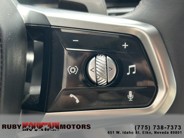 Used 2025 BMW 750e xDrive w/ Premium Package AWD/4WD image 13