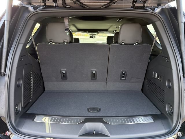 New 2026 Chevrolet Tahoe High Country AWD/4WD image 5