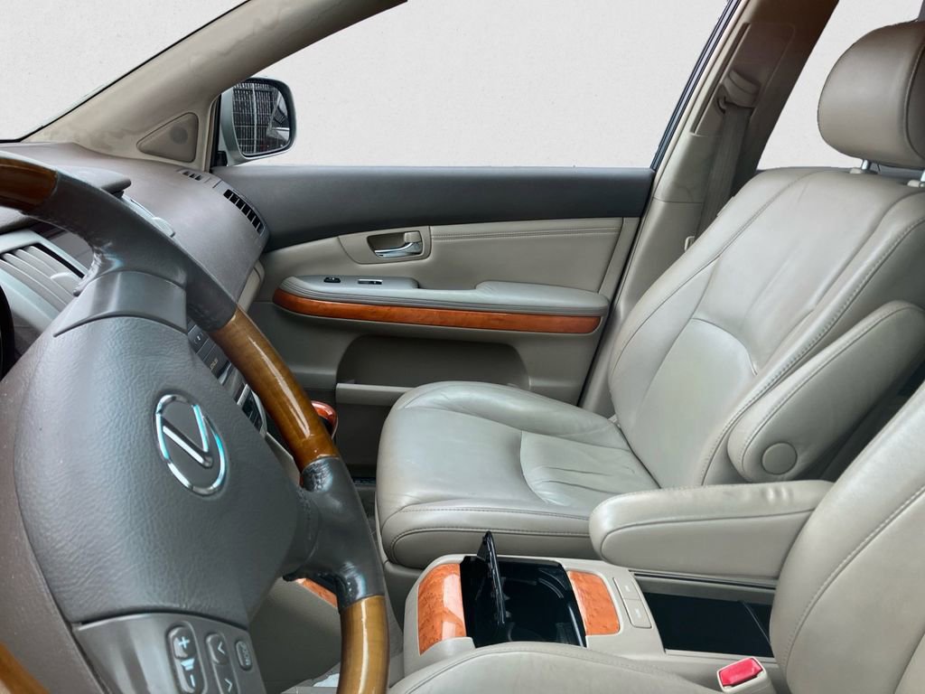 Used 2006 Lexus RX 330 AWD image 4