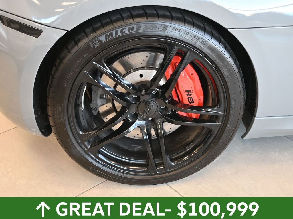 Used 2010 Audi R8 V10 image 23