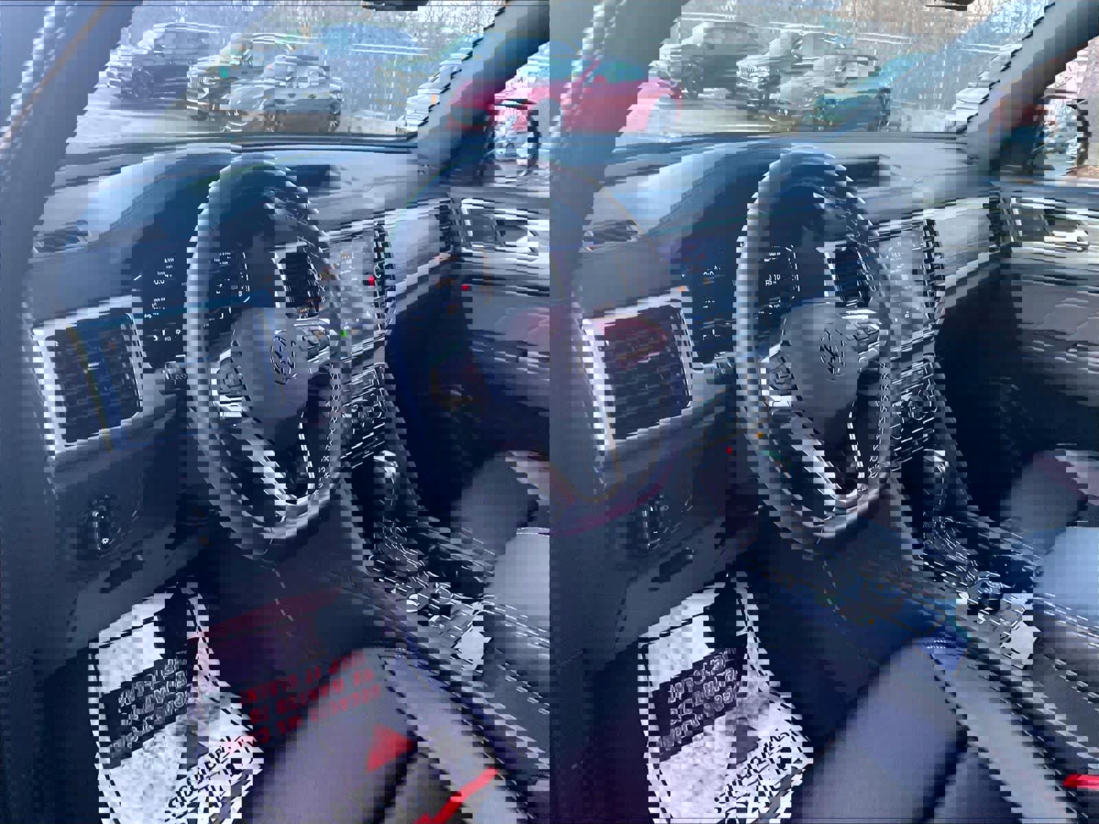 Certified 2022 Volkswagen Atlas Cross Sport SE image 8