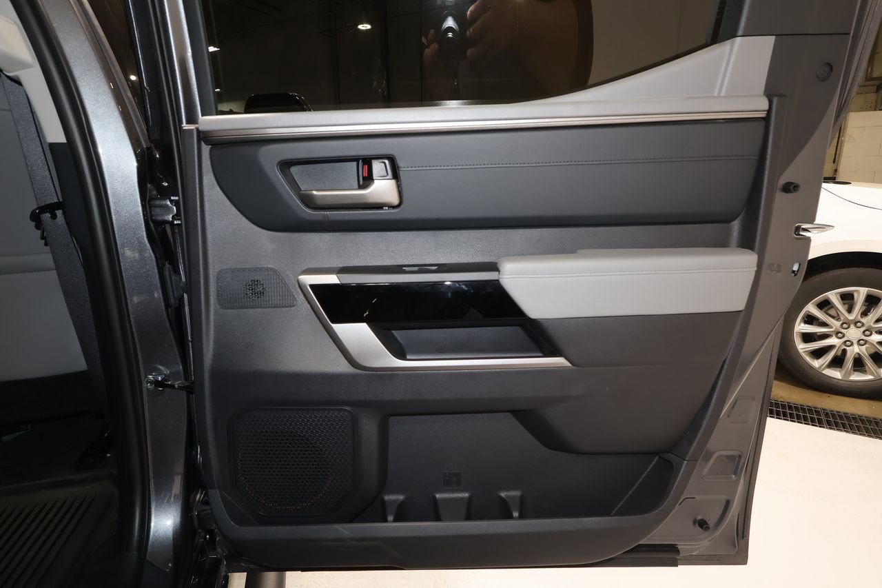Used 2023 Toyota Tundra Limited image 19
