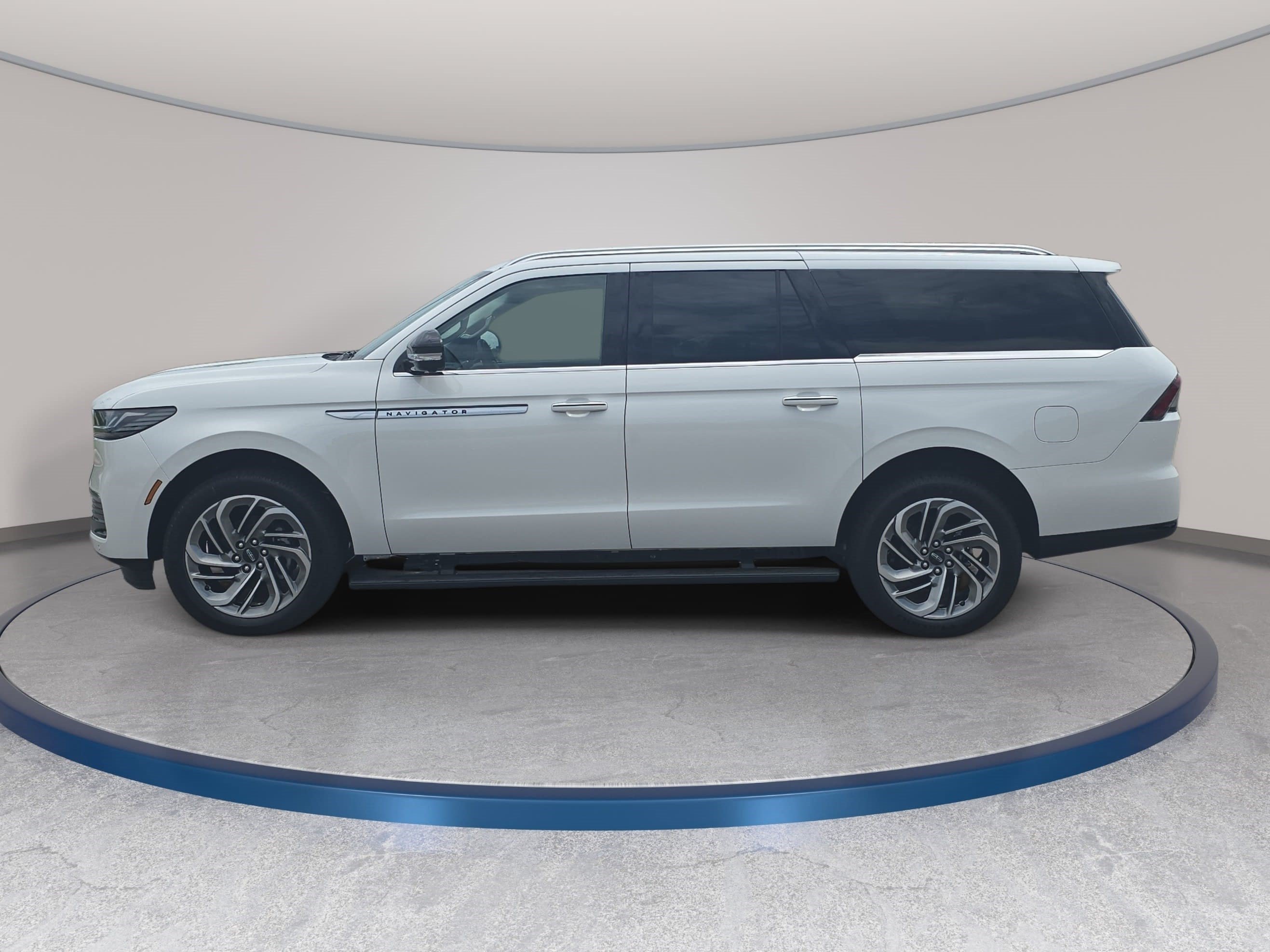 New 2027 Lincoln Navigator L Reserve AWD/4WD image 8