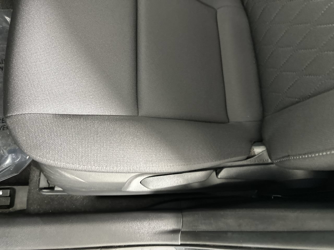 Used 2023 Toyota Corolla LE FWD image 7