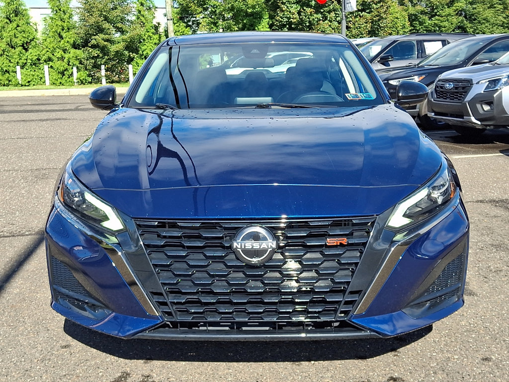 Used 2024 Nissan Altima 2.5 SR FWD image 8