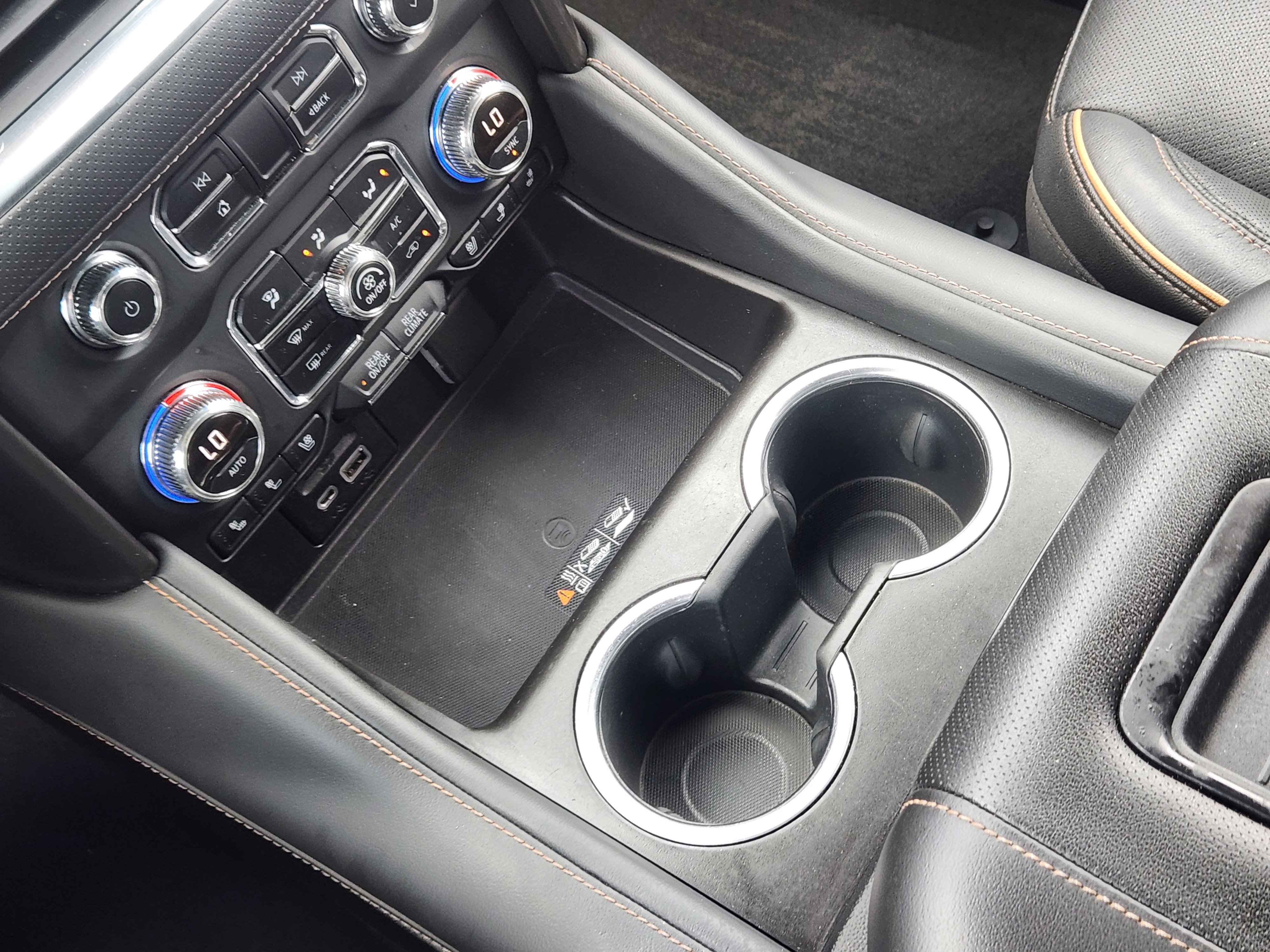 Used 2021 GMC Yukon AT4 w/ AT4 Premium Package image 20