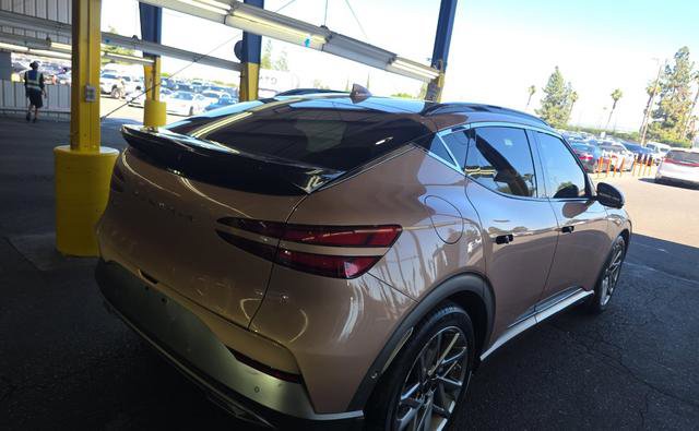 Used 2023 Genesis GV60 Advanced image 3