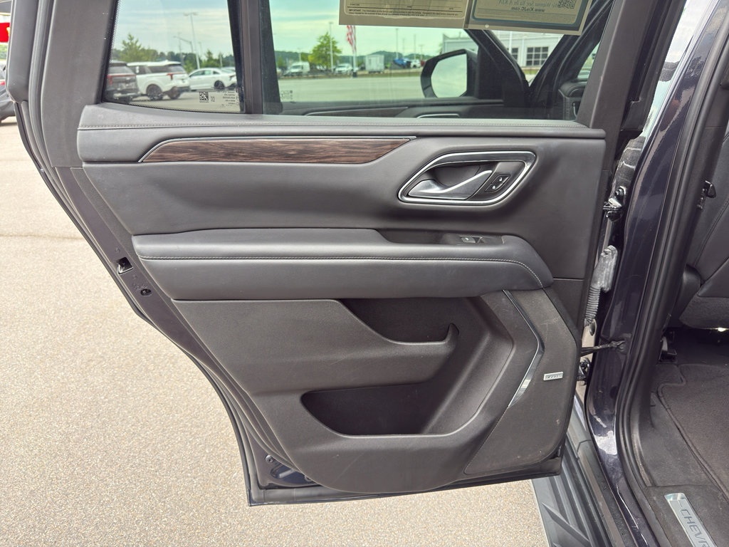 Used 2022 Chevrolet Tahoe LT AWD/4WD image 42