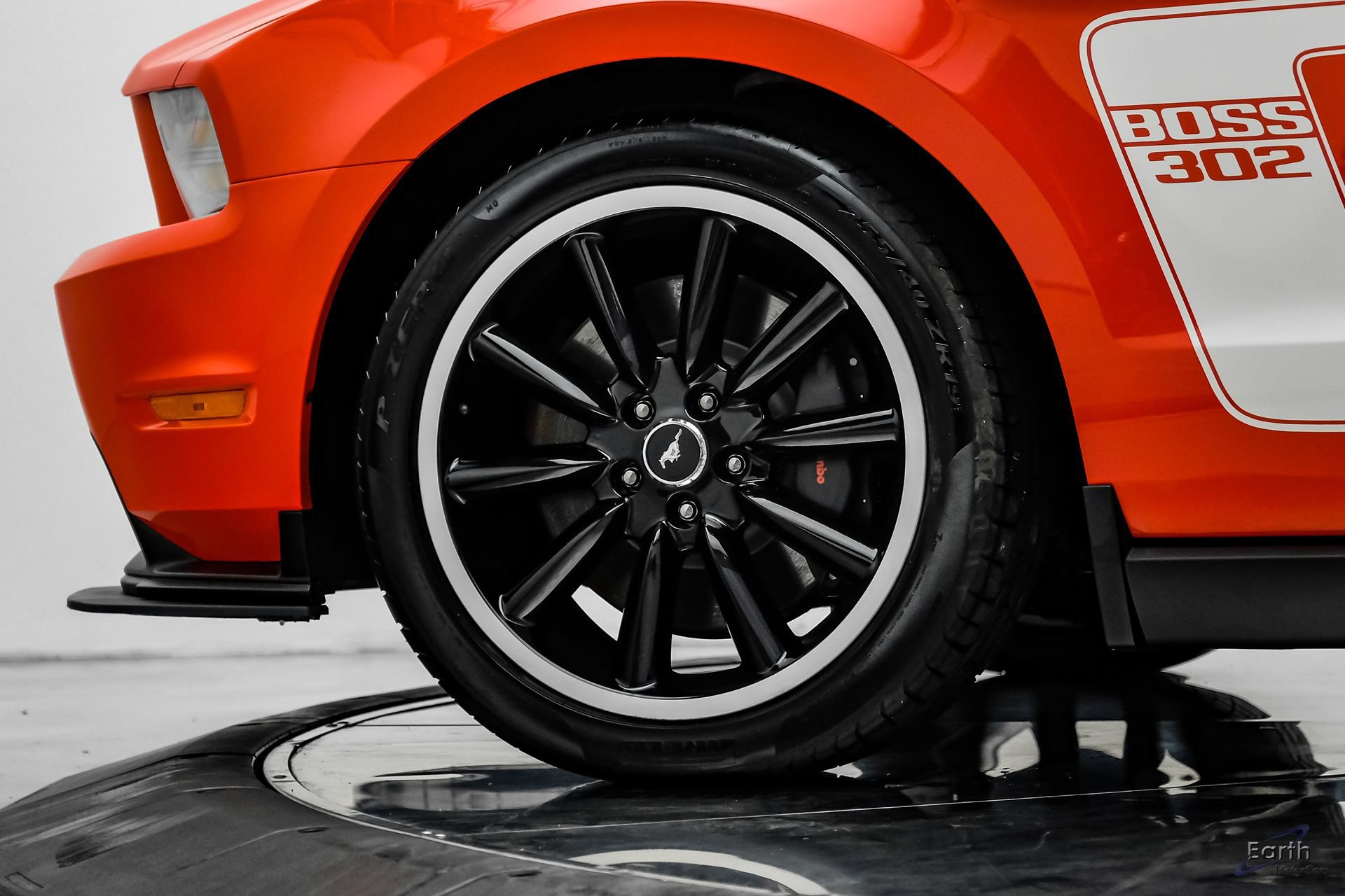 Used 2012 Ford Mustang Boss 302 w/ Boss 302 Accessory Pkg RWD image 87