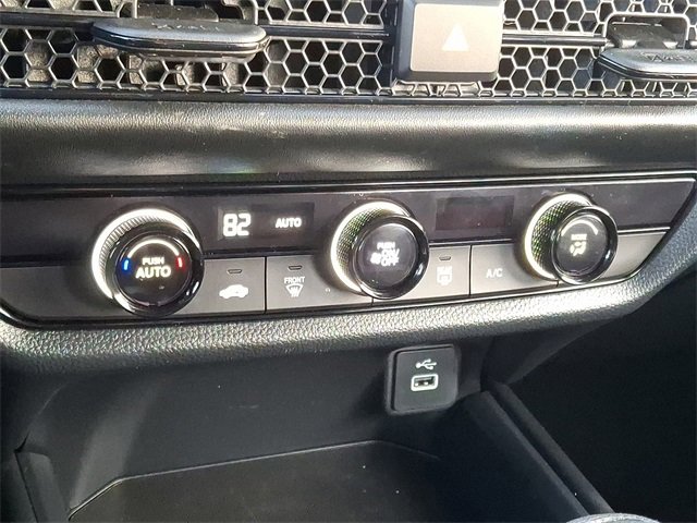 Used 2023 Honda HR-V LX image 15