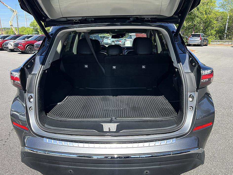 Certified 2023 Nissan Murano Platinum w/ Cargo Package FWD image 15