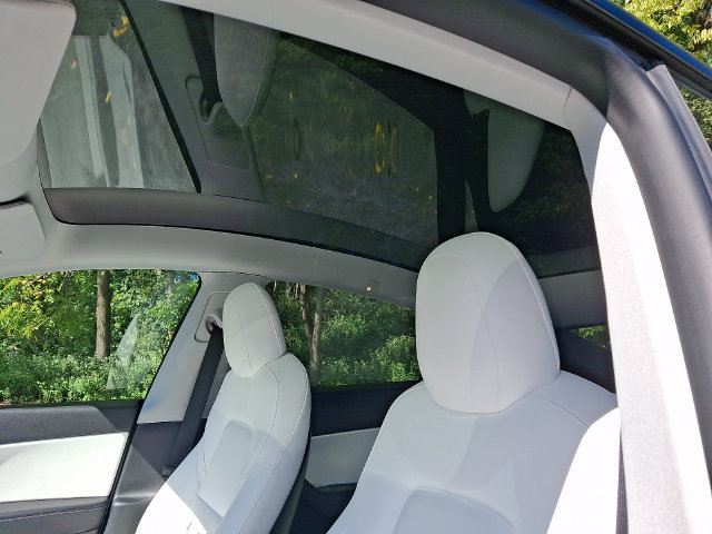 Used 2021 Tesla Model Y Long Range AWD/4WD image 40