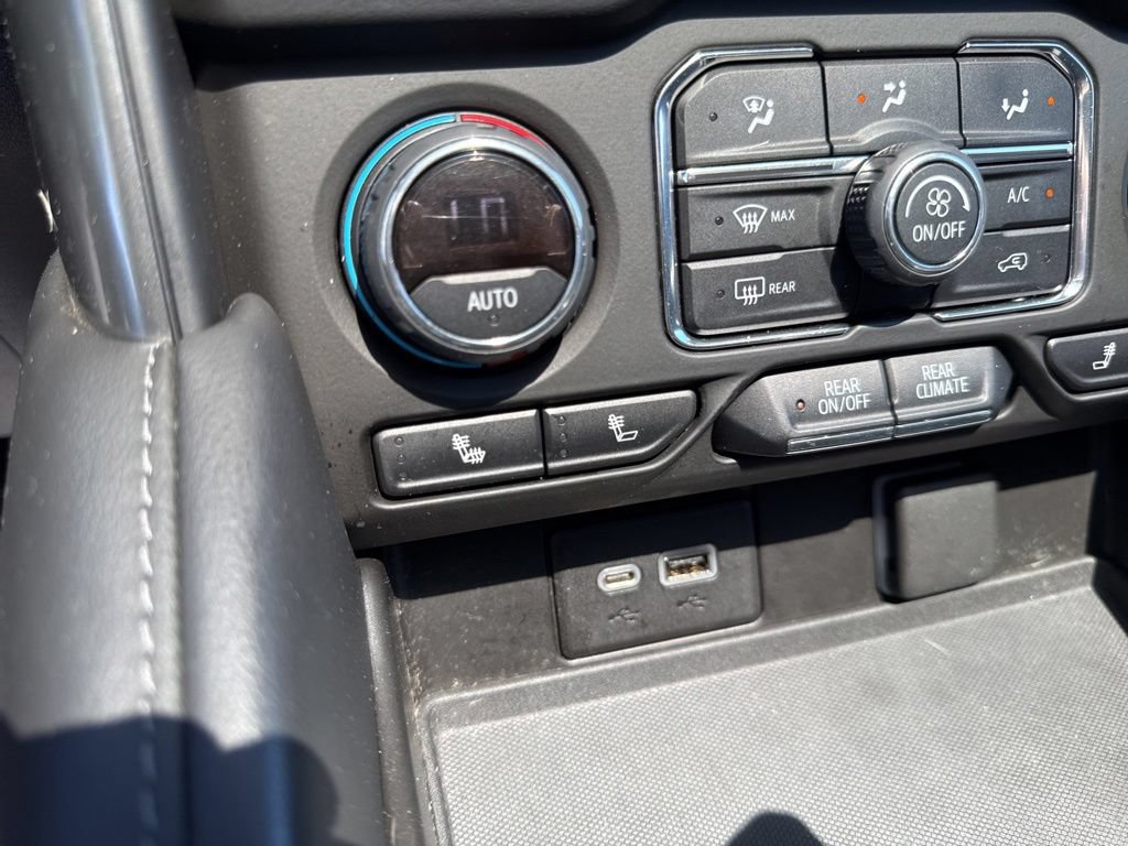 Used 2021 Chevrolet Tahoe Z71 AWD/4WD image 38
