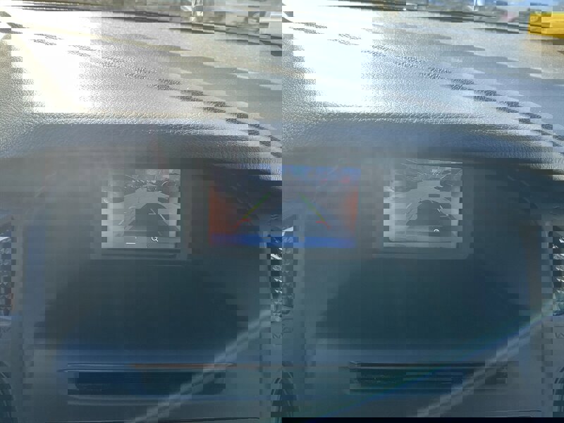 Used 2017 Ford Focus SE w/ Cold Weather Package image 24