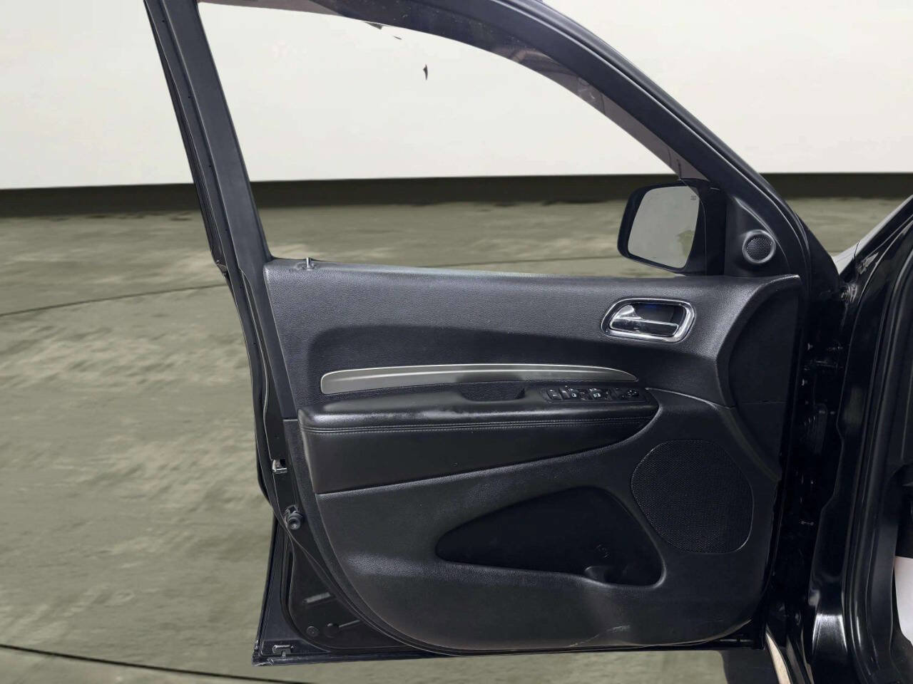 Used 2018 Dodge Durango AWD w/ Skid Plate Group image 12