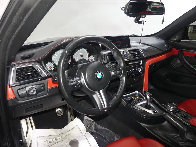 Used 2017 BMW M4 Convertible RWD image 23