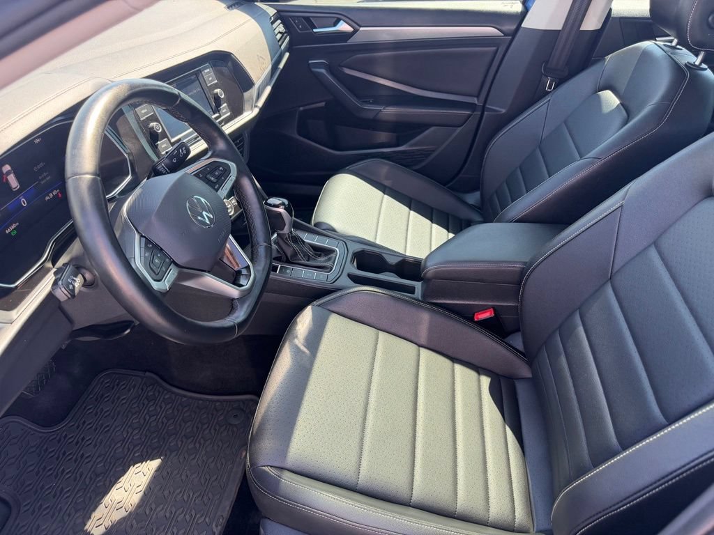 Used 2022 Volkswagen Jetta SE FWD image 24