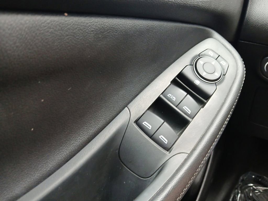 Used 2020 Buick Encore GX Select w/ Experience Buick Package FWD image 18